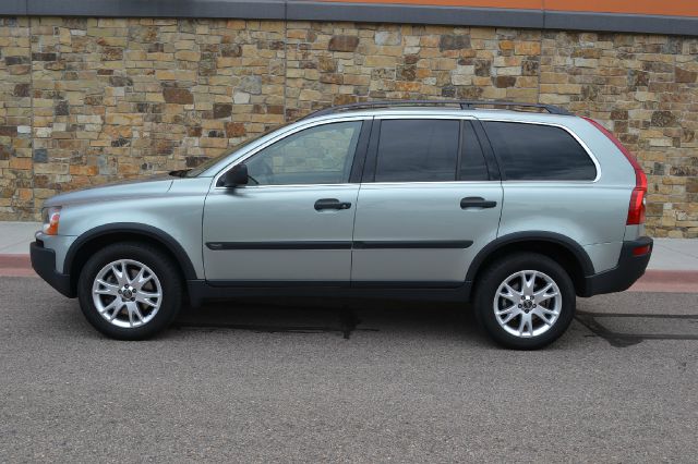 2005 Volvo XC90 3.0si Navigation Pano Htd Sts