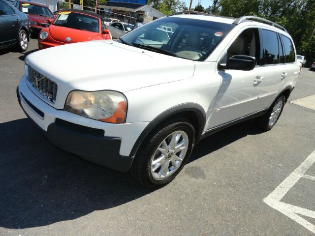 2005 Volvo XC90 SE-R