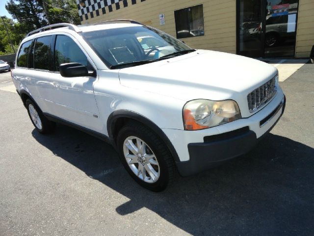 2005 Volvo XC90 SE-R