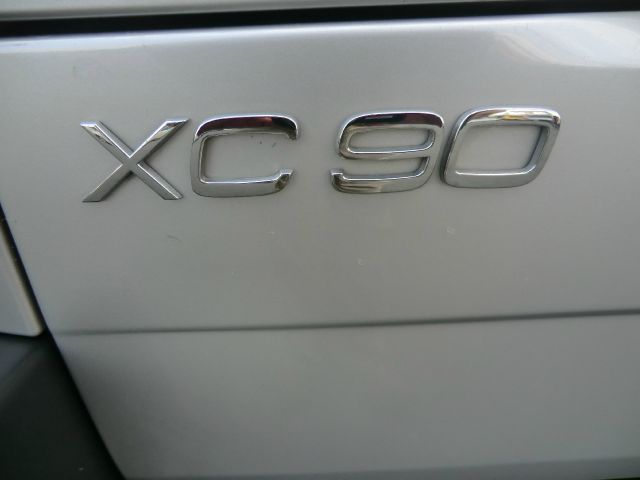 2005 Volvo XC90 4WD 4dr Sport