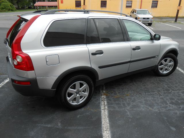 2005 Volvo XC90 Sport 4x4 SUV