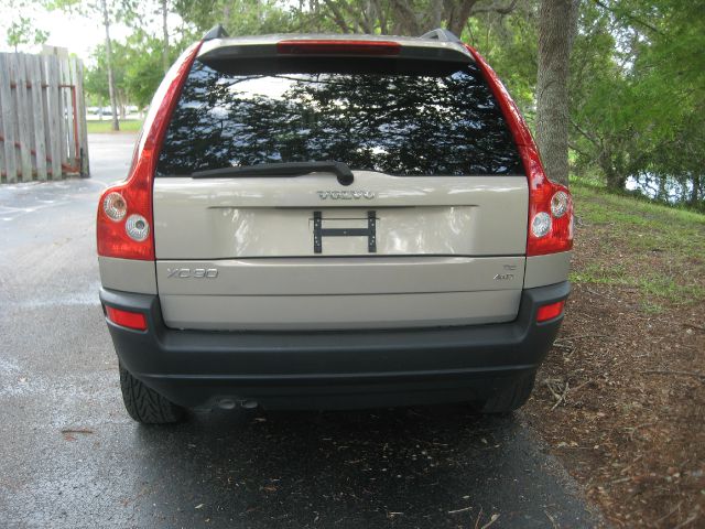 2005 Volvo XC90 3.0si Navigation Pano Htd Sts