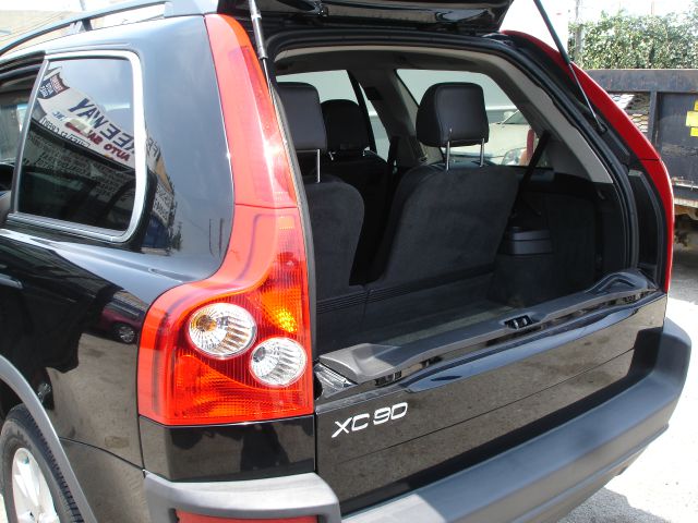 2006 Volvo XC90 4WD 4dr Sport