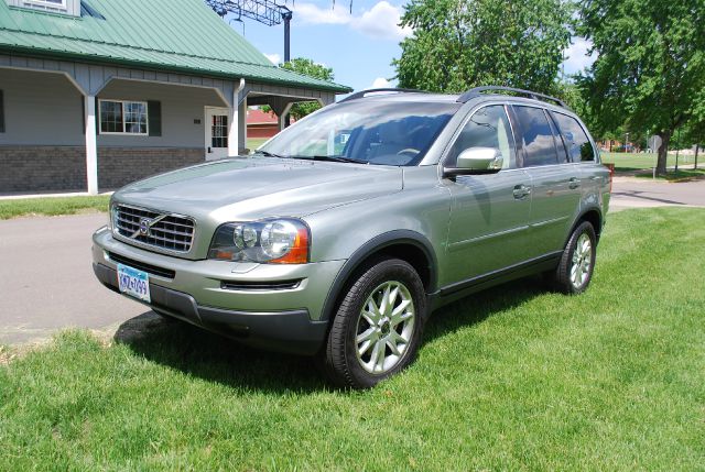 2008 Volvo XC90 Supercab SRW 4X