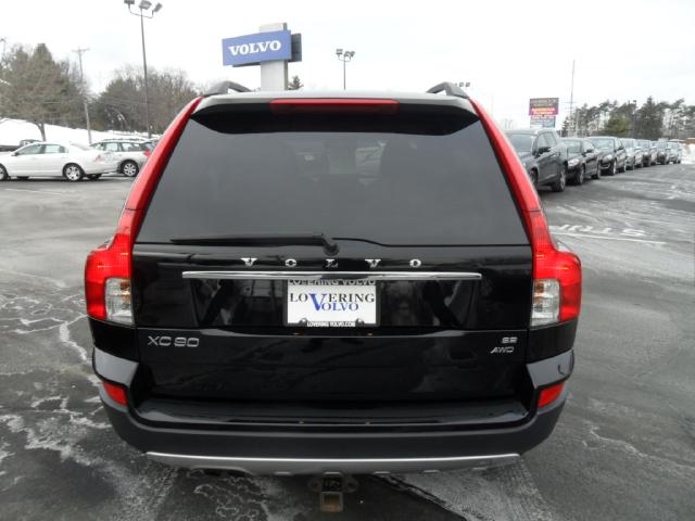 2009 Volvo XC90 Base