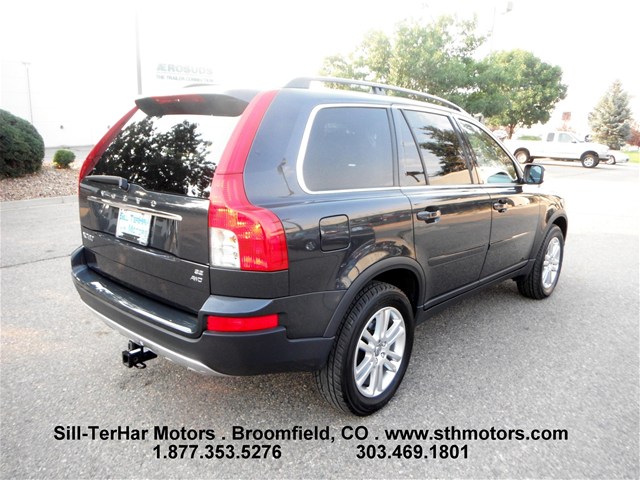 2009 Volvo XC90 Base