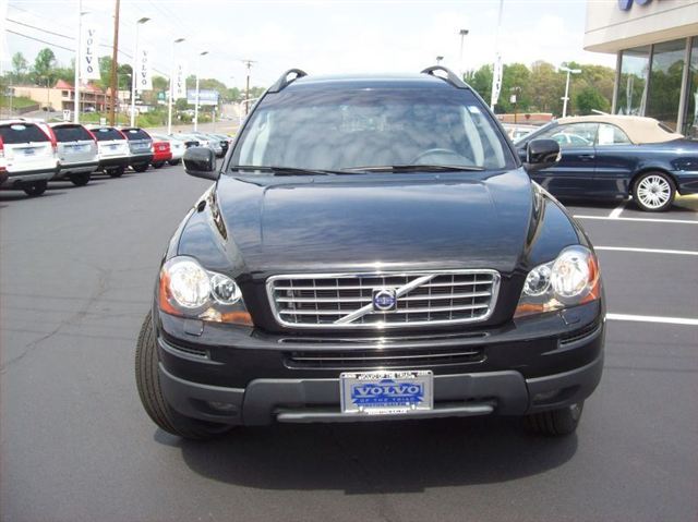 2009 Volvo XC90 Base