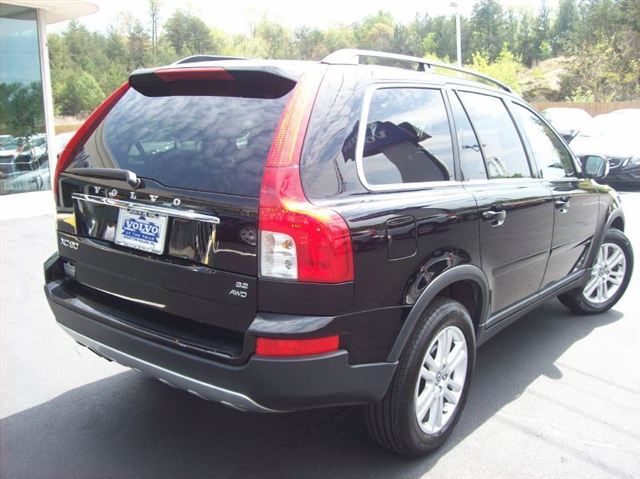 2009 Volvo XC90 Base