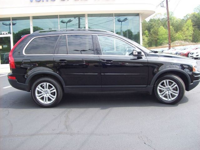 2009 Volvo XC90 Base