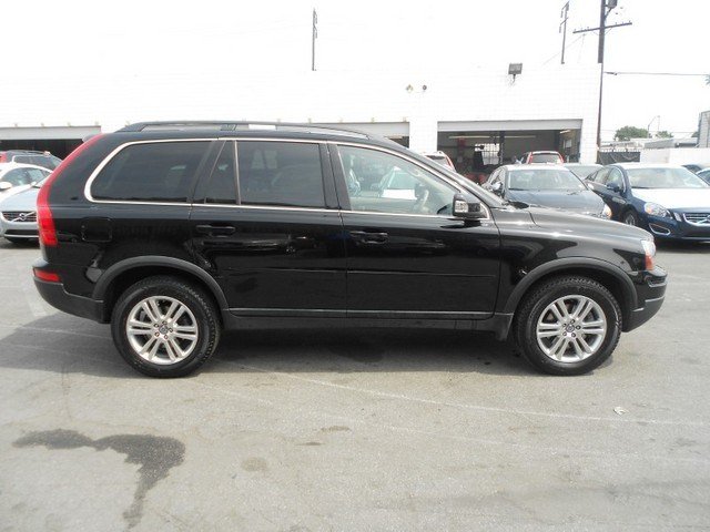 2009 Volvo XC90 Base