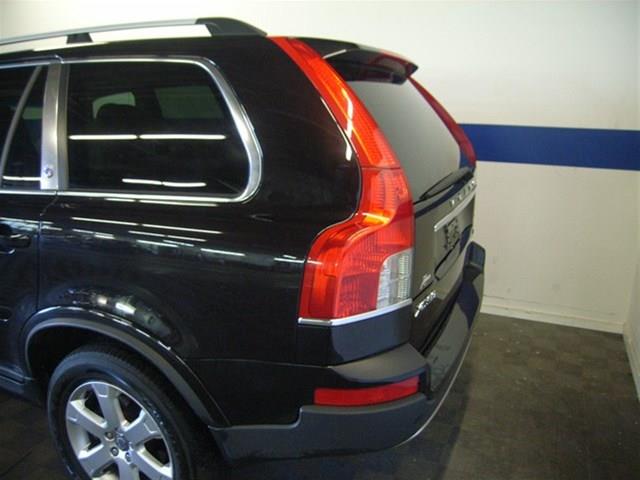 2010 Volvo XC90 SE-R