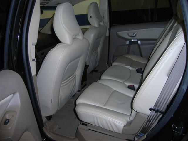 2010 Volvo XC90 SE-R