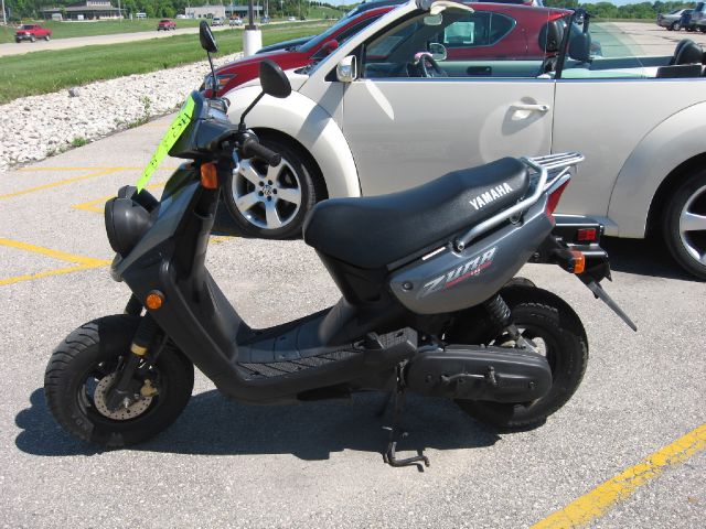 2005 YAMAHA Moped Unknown