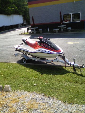 2004 YAMAHA PWC Unknown