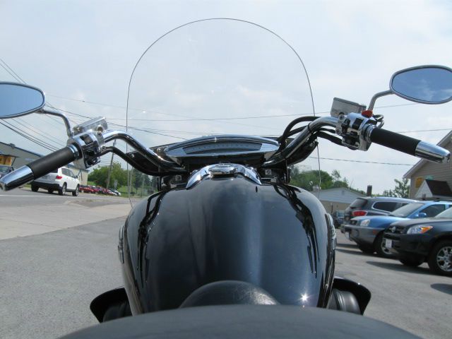 2006 YAMAHA ROYAL STAR Plymouth