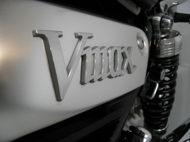 2004 YAMAHA V-Max Unknown