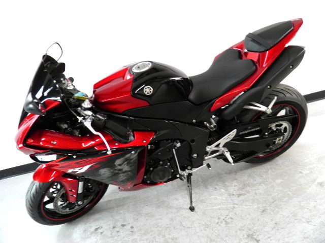 2011 YAMAHA YZF-R1 Unknown